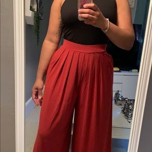 Uniqlo WOMEN Drape Wide Leg Flare Pants